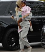 Access_Kardashian_13.jpg