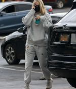 Access_Kardashian_5.jpg