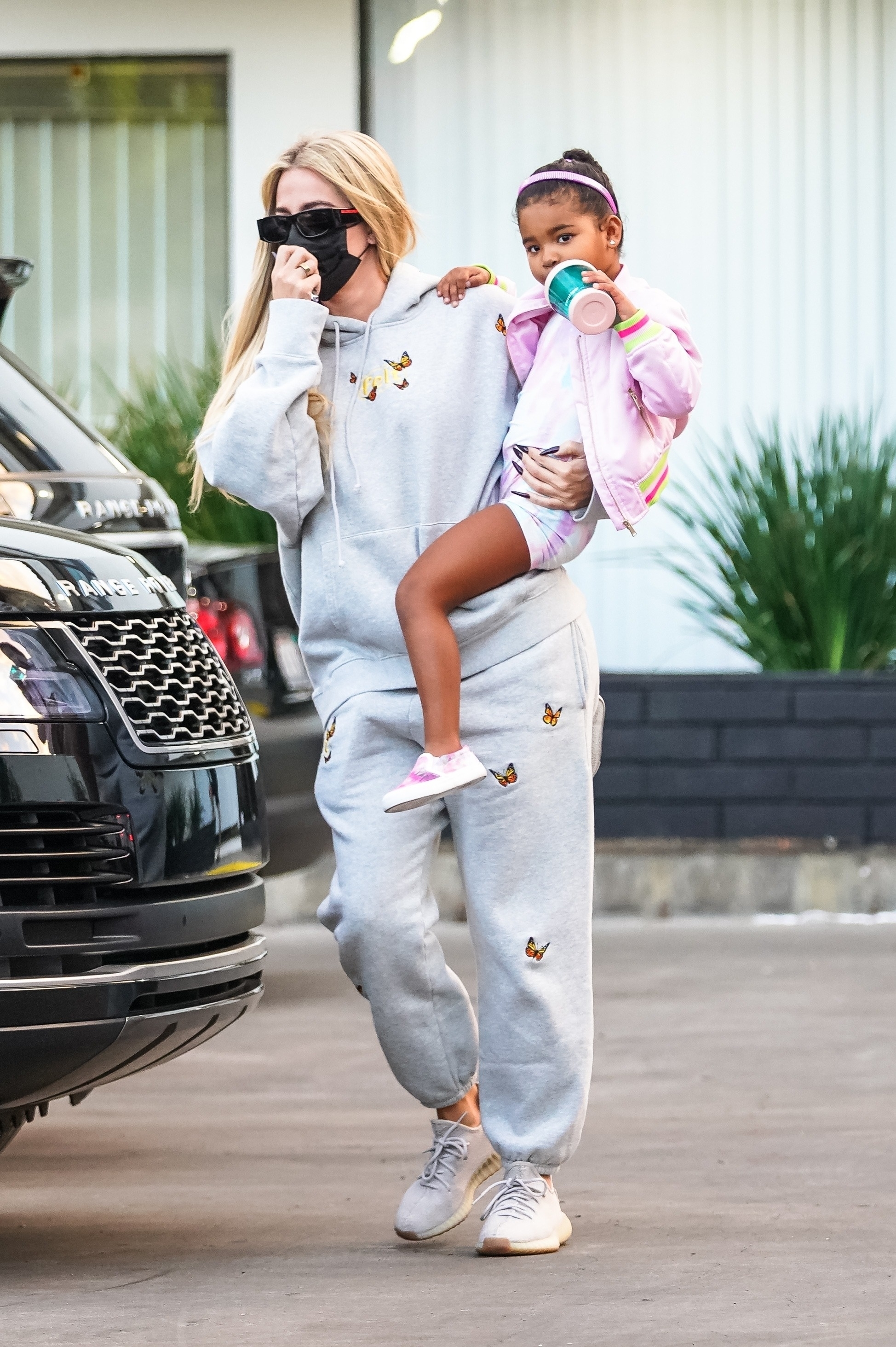 Access_Kardashian_14.jpg