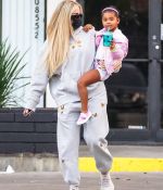 Access_Kardashian_16.jpg