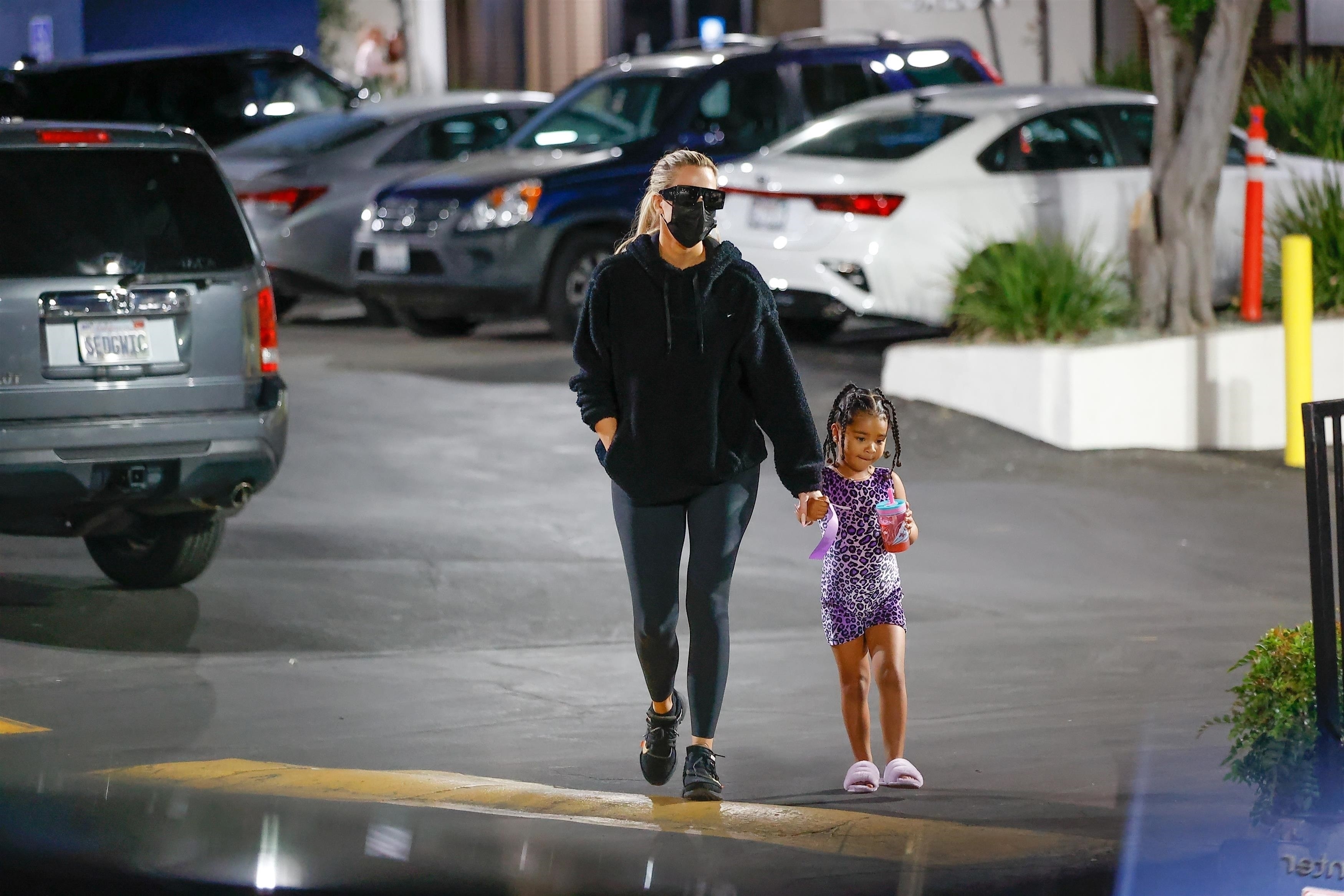 Access_Kardashian_16.jpg