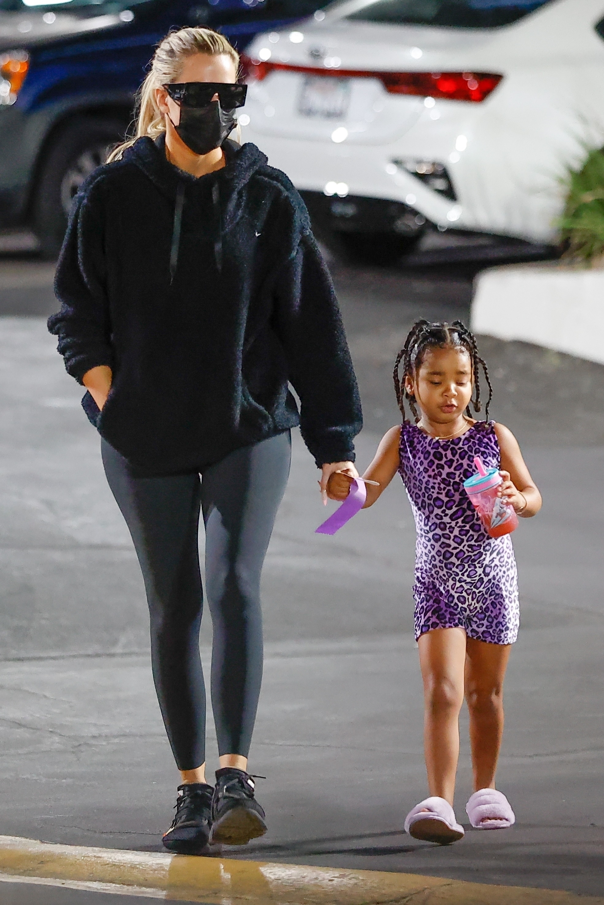 Access_Kardashian_3.jpg