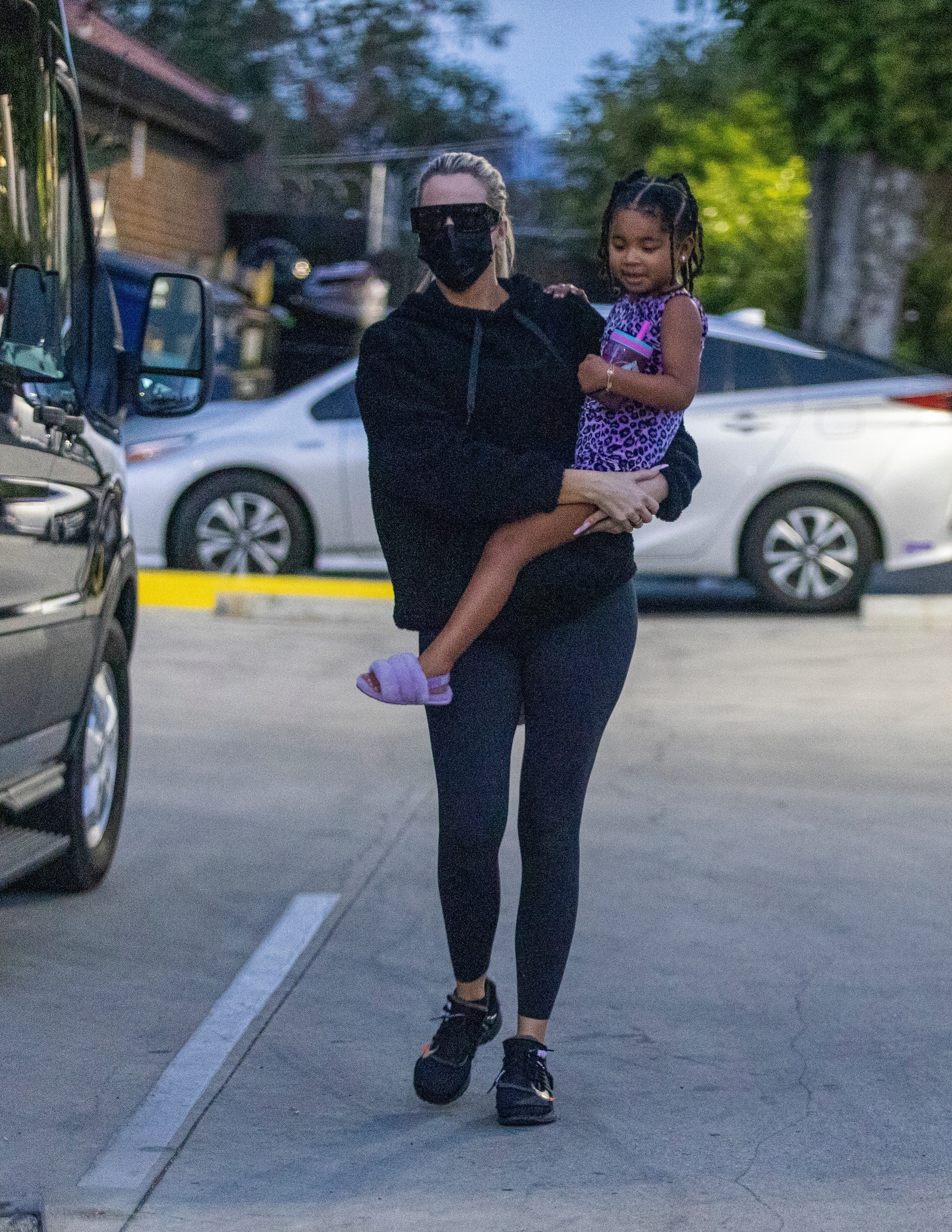 Access_Kardashian_34.jpg