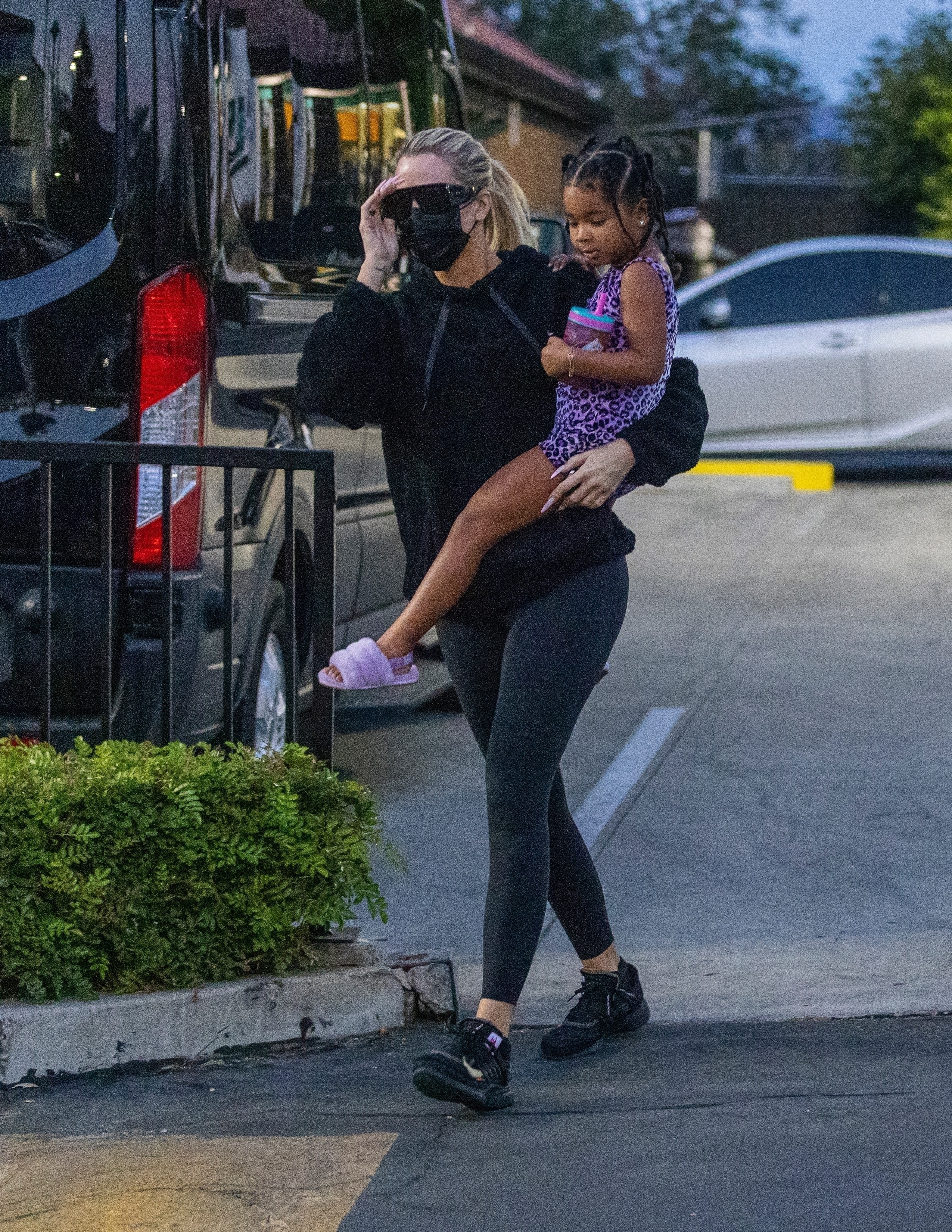 Access_Kardashian_73.jpg