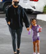Access_Kardashian_12.jpg