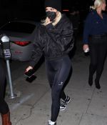 Access_Kardashian_13.jpg
