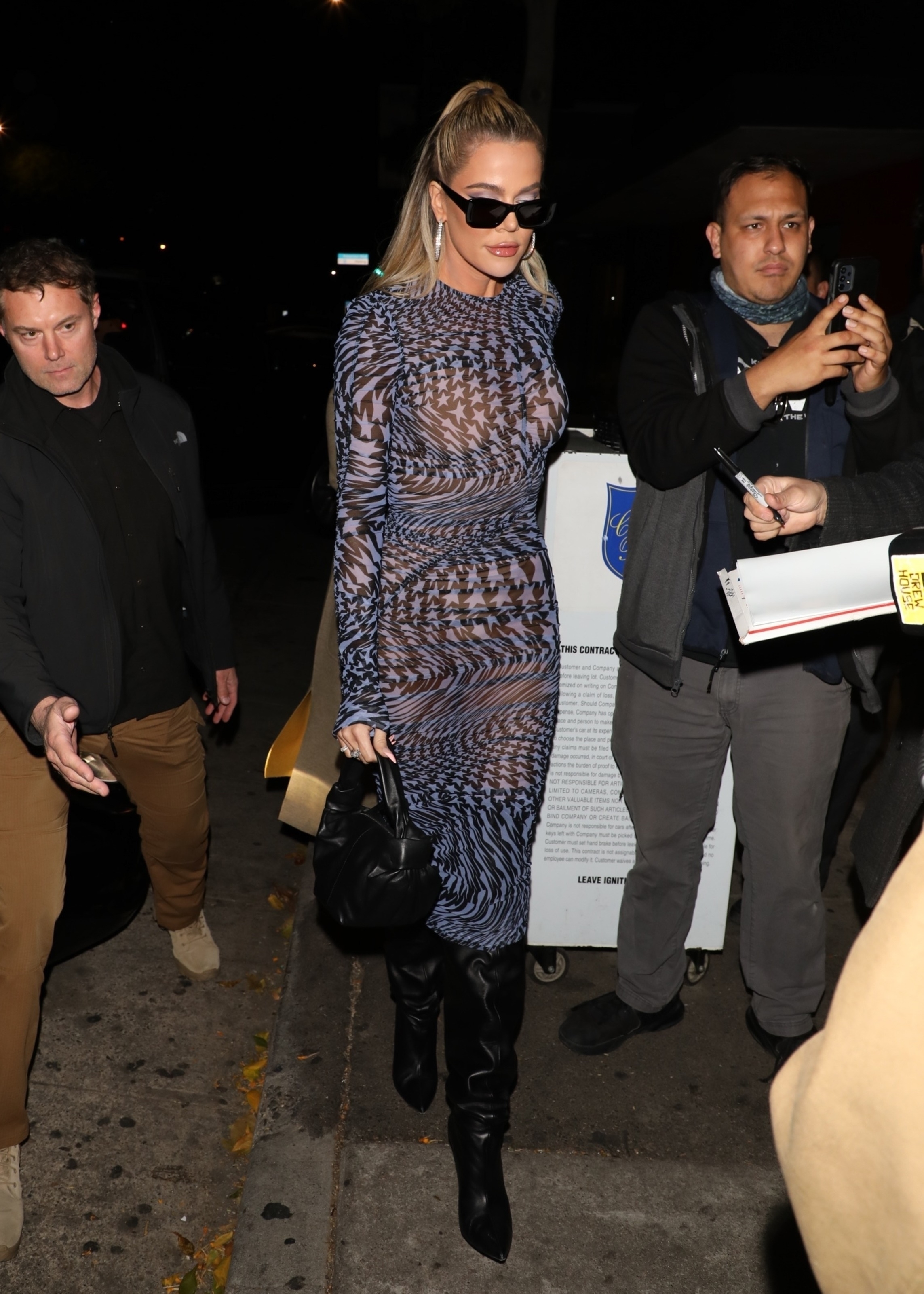 Access_Kardashian_92.jpg