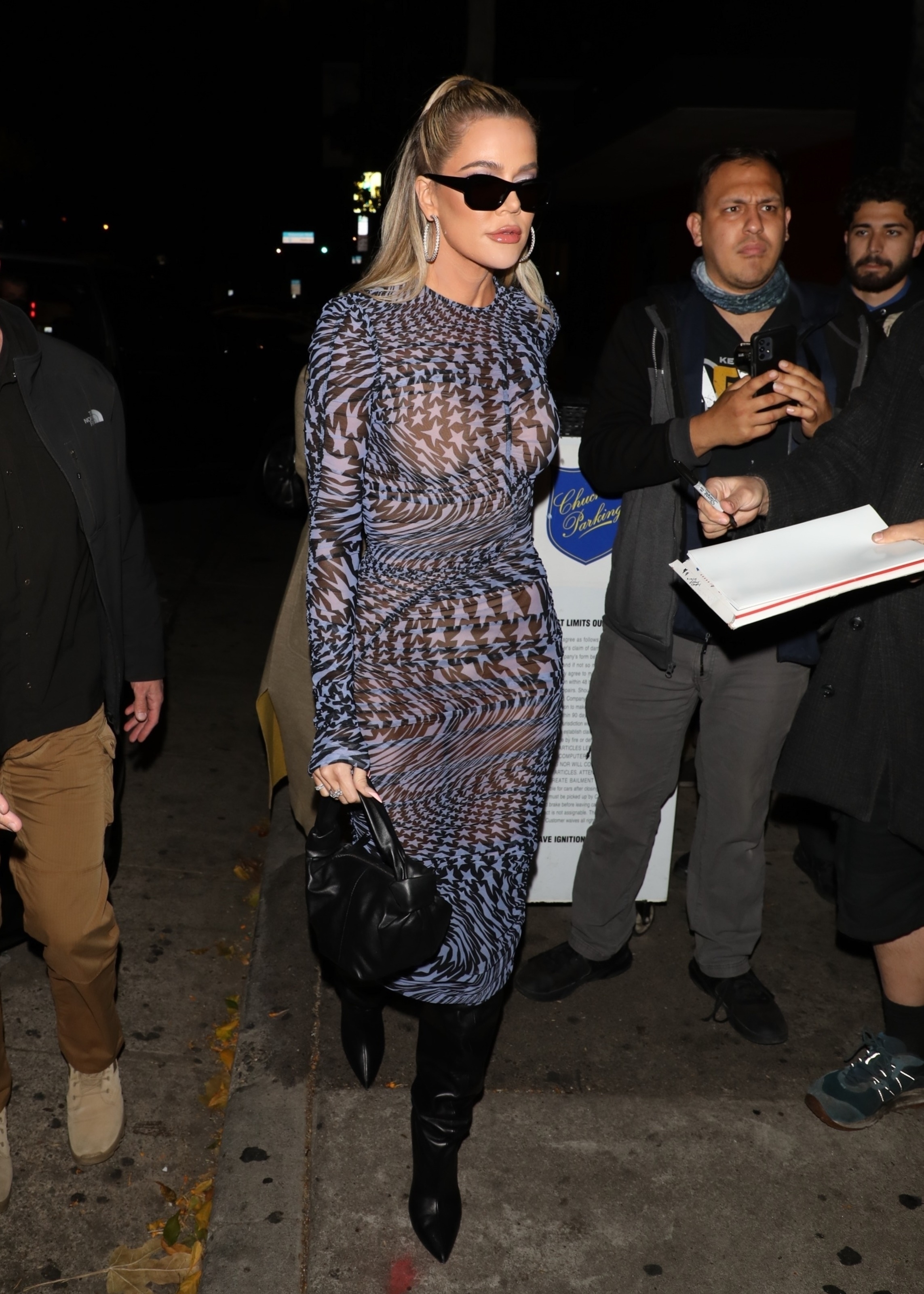 Access_Kardashian_94.jpg