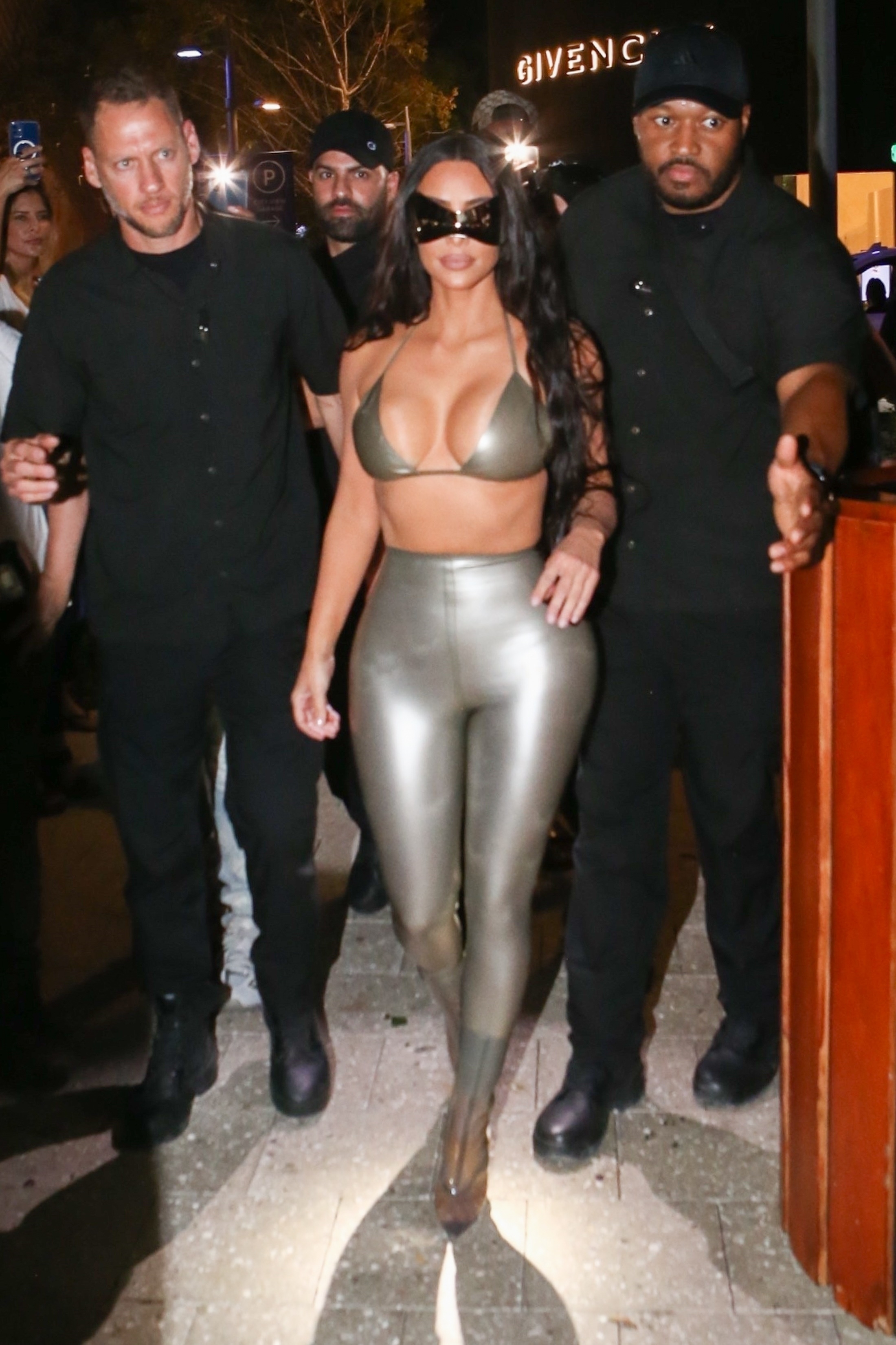 Access_Kardashian_7.jpg