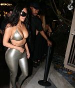 Access_Kardashian_11.jpg