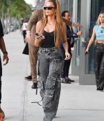 Access_Kardashian_70.jpg