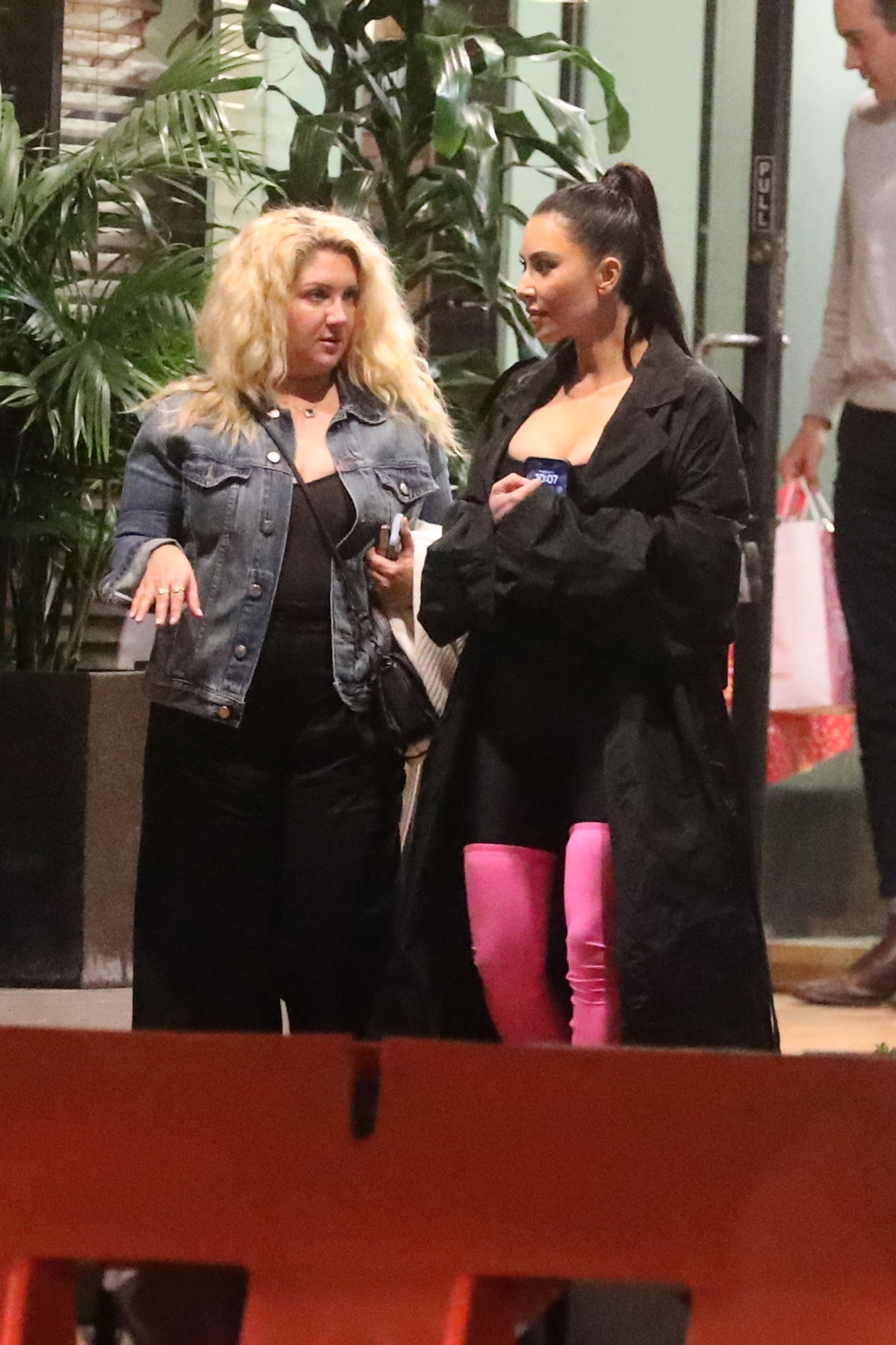 Access_Kardashian_11.jpg