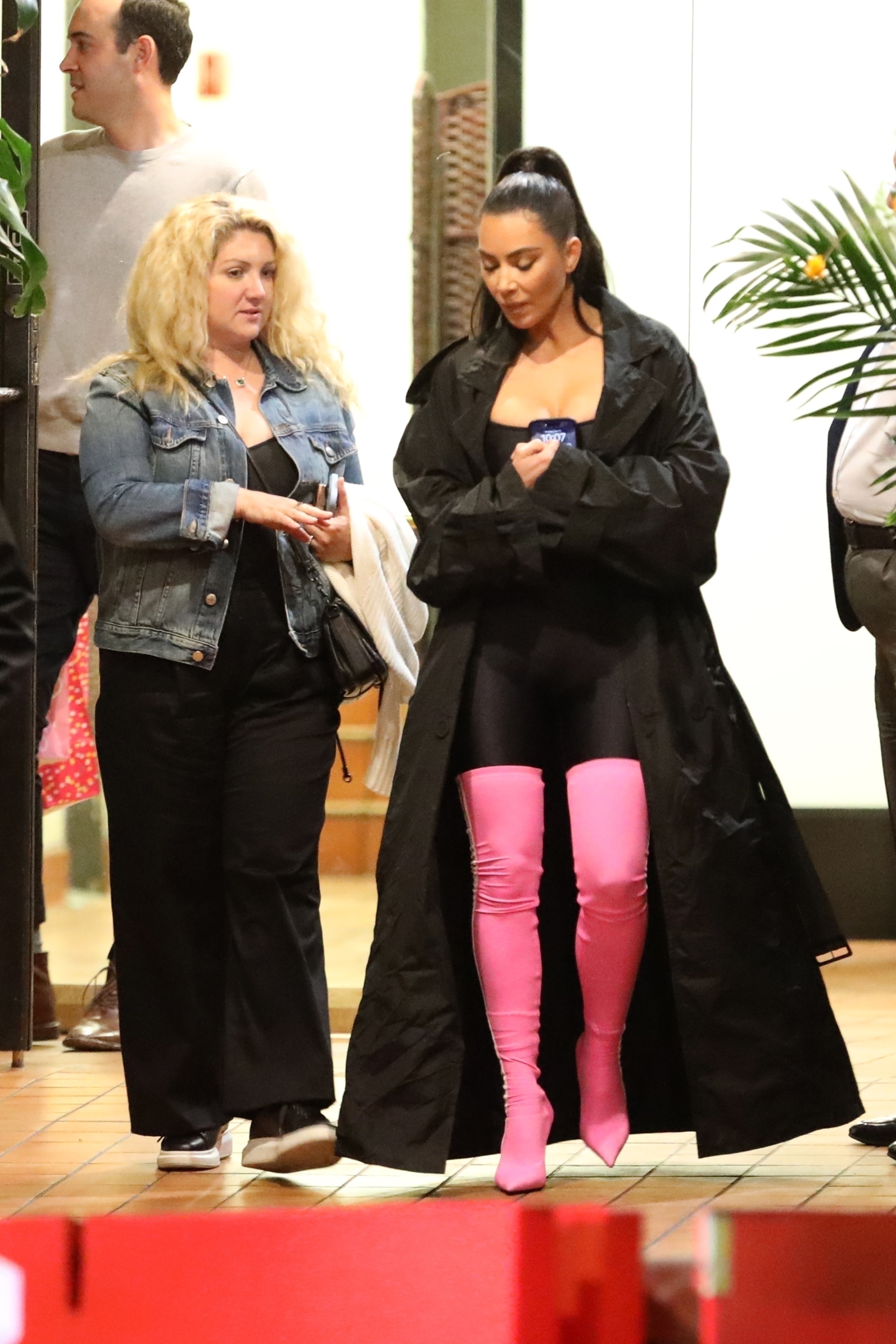 Access_Kardashian_17.jpg