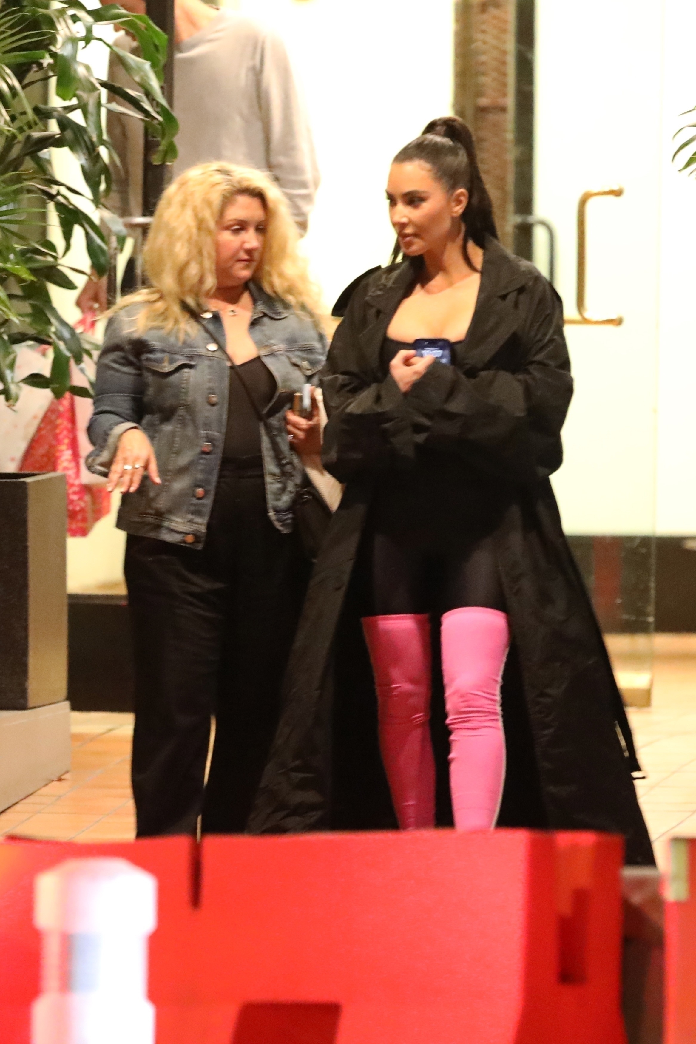 Access_Kardashian_3.jpg