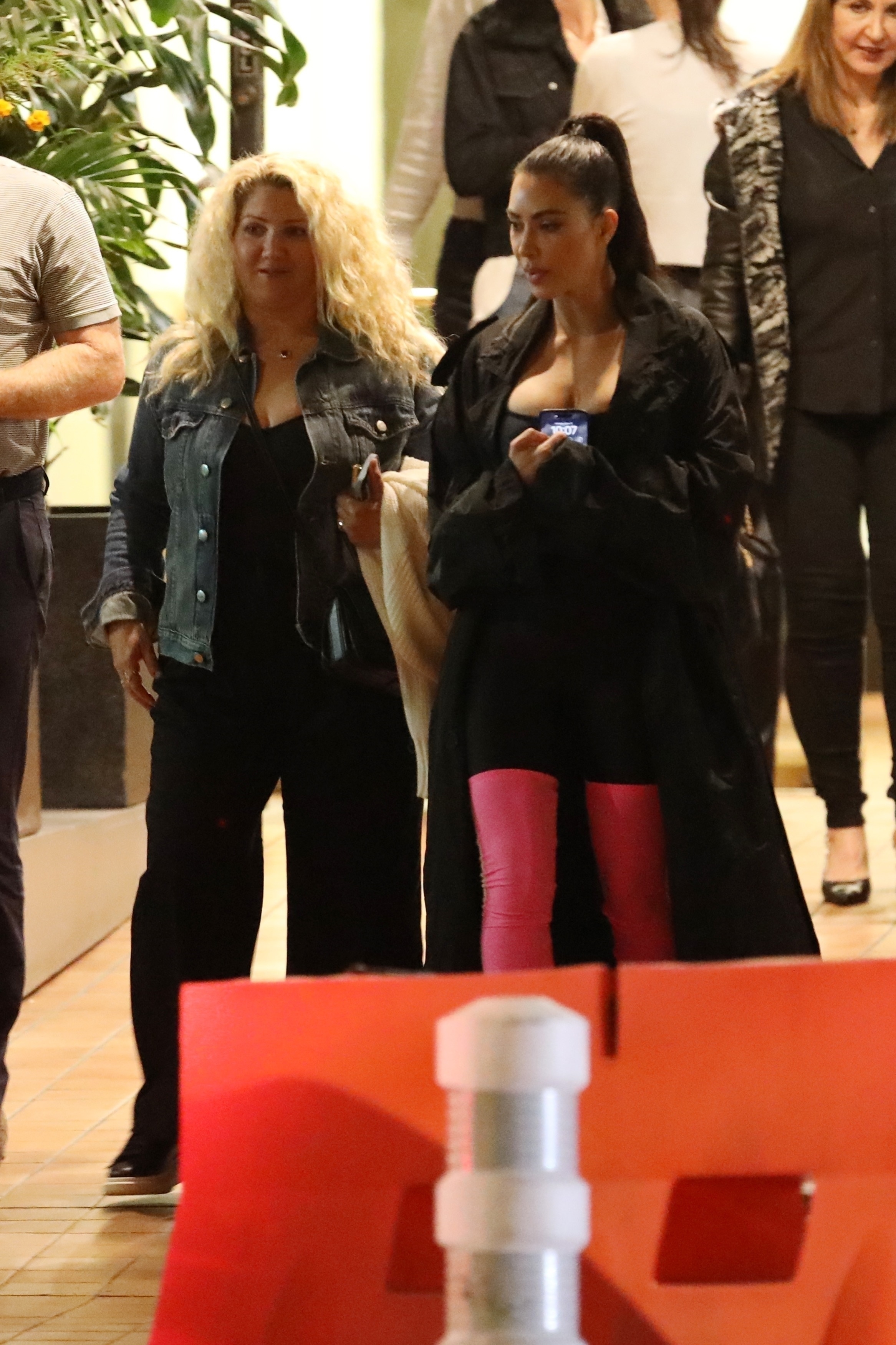 Access_Kardashian_30.jpg