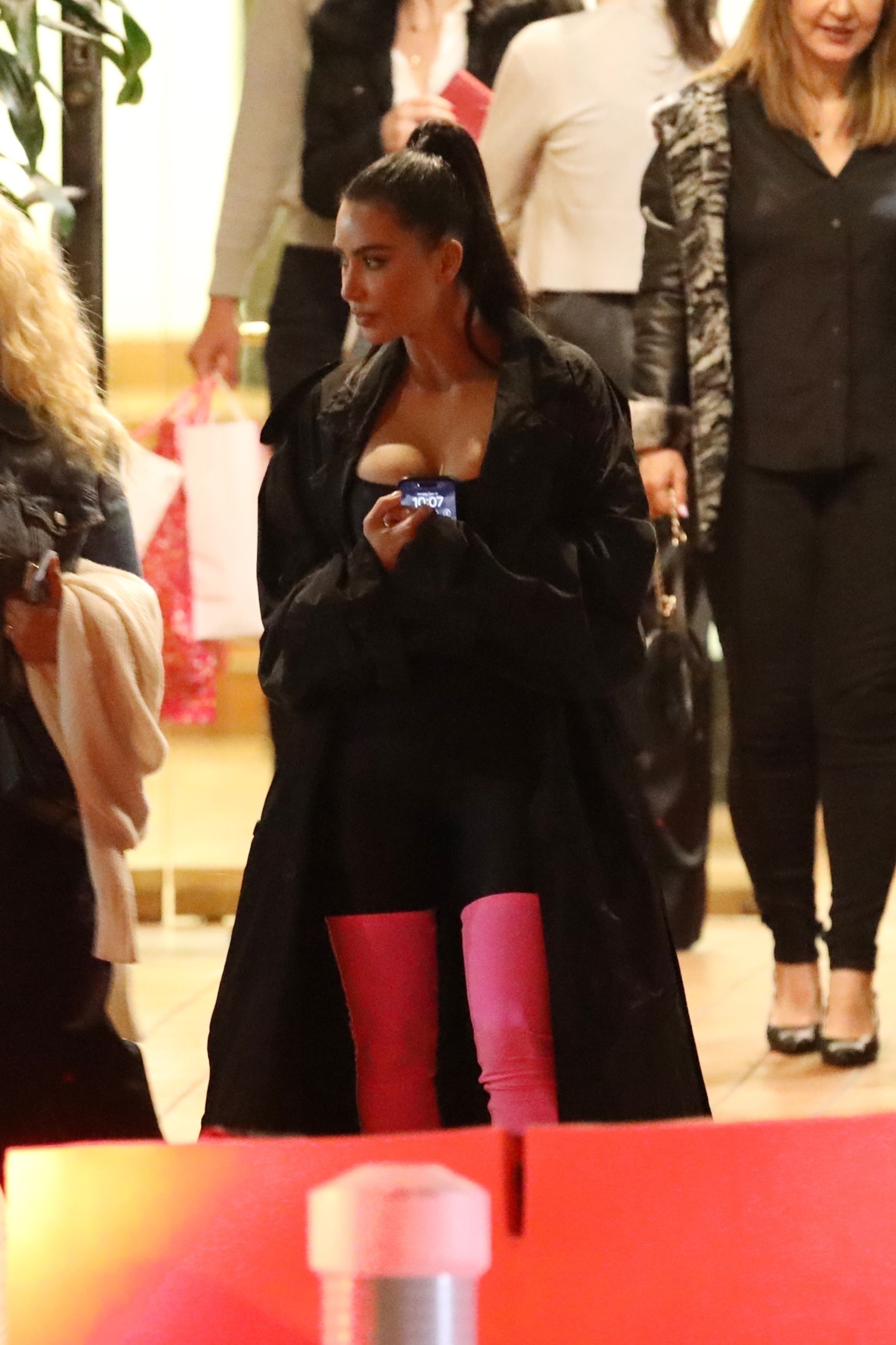 Access_Kardashian_31.jpg