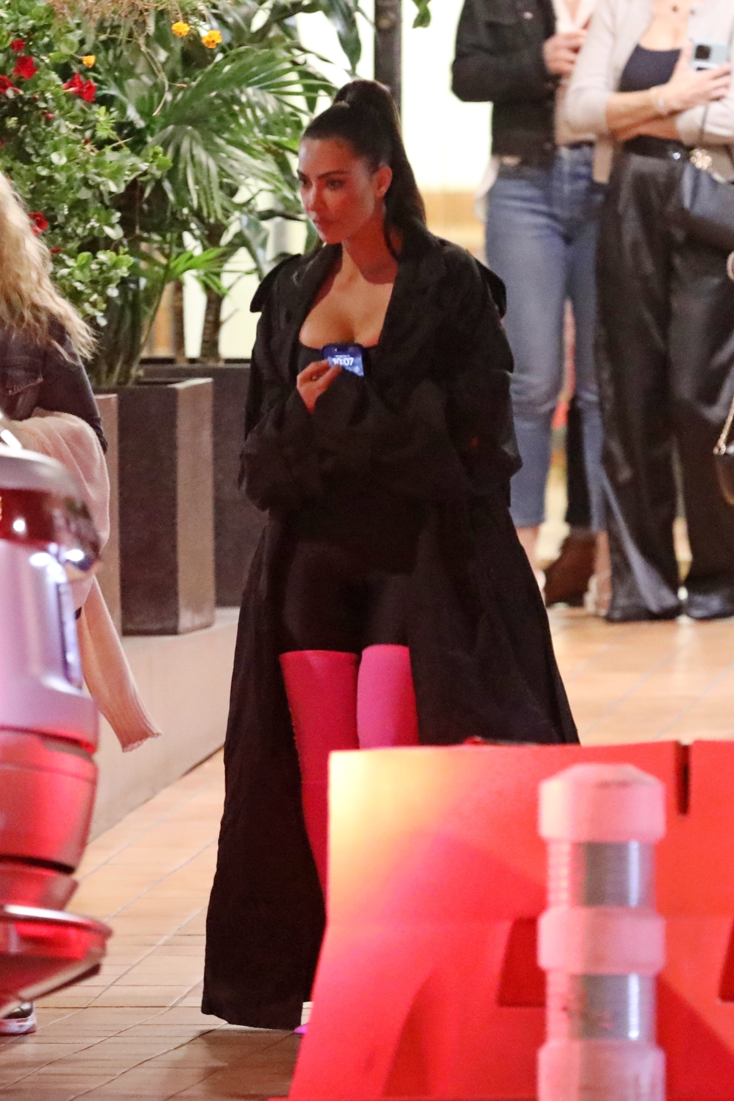 Access_Kardashian_6.jpg
