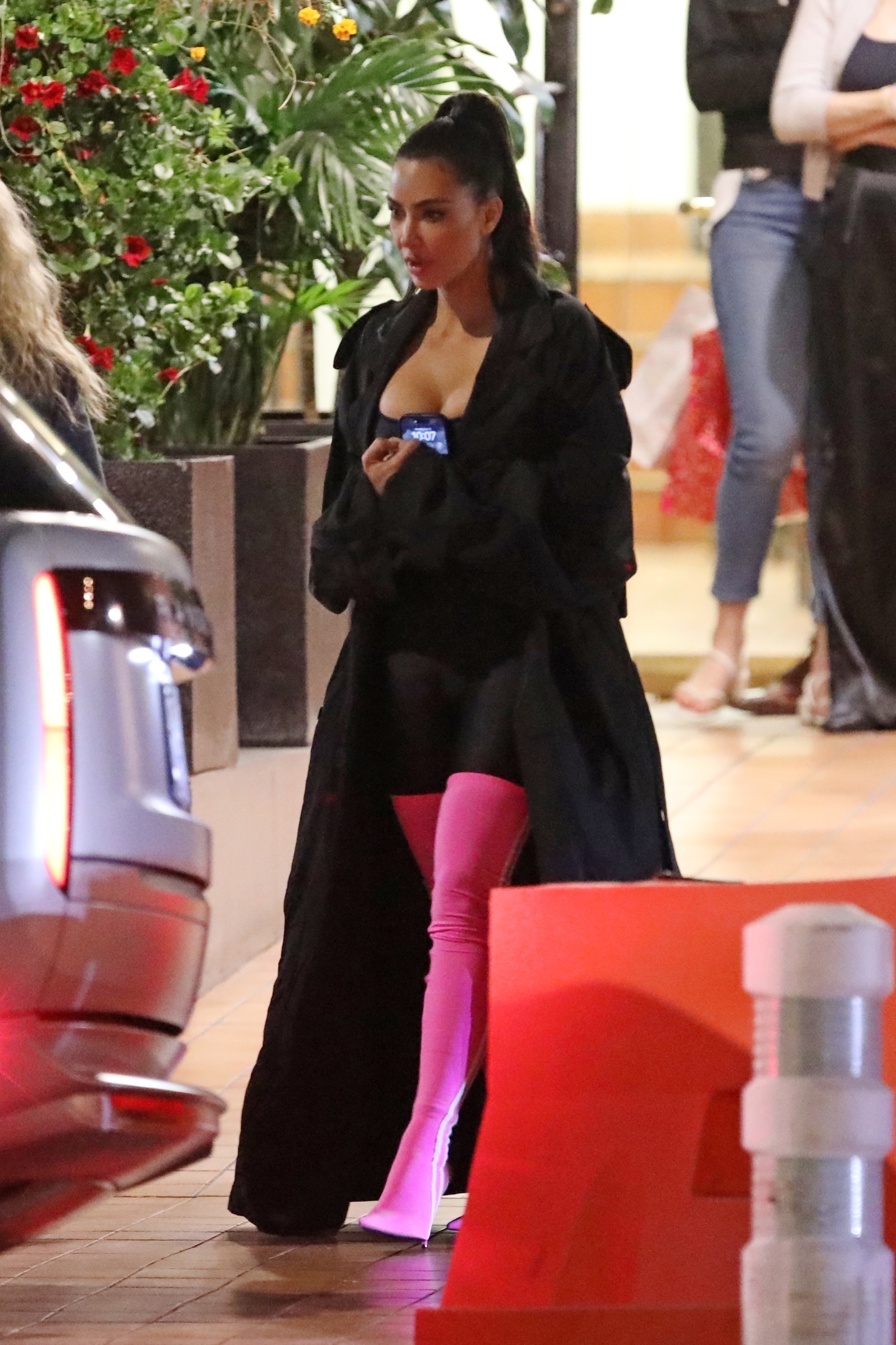 Access_Kardashian_7.jpg