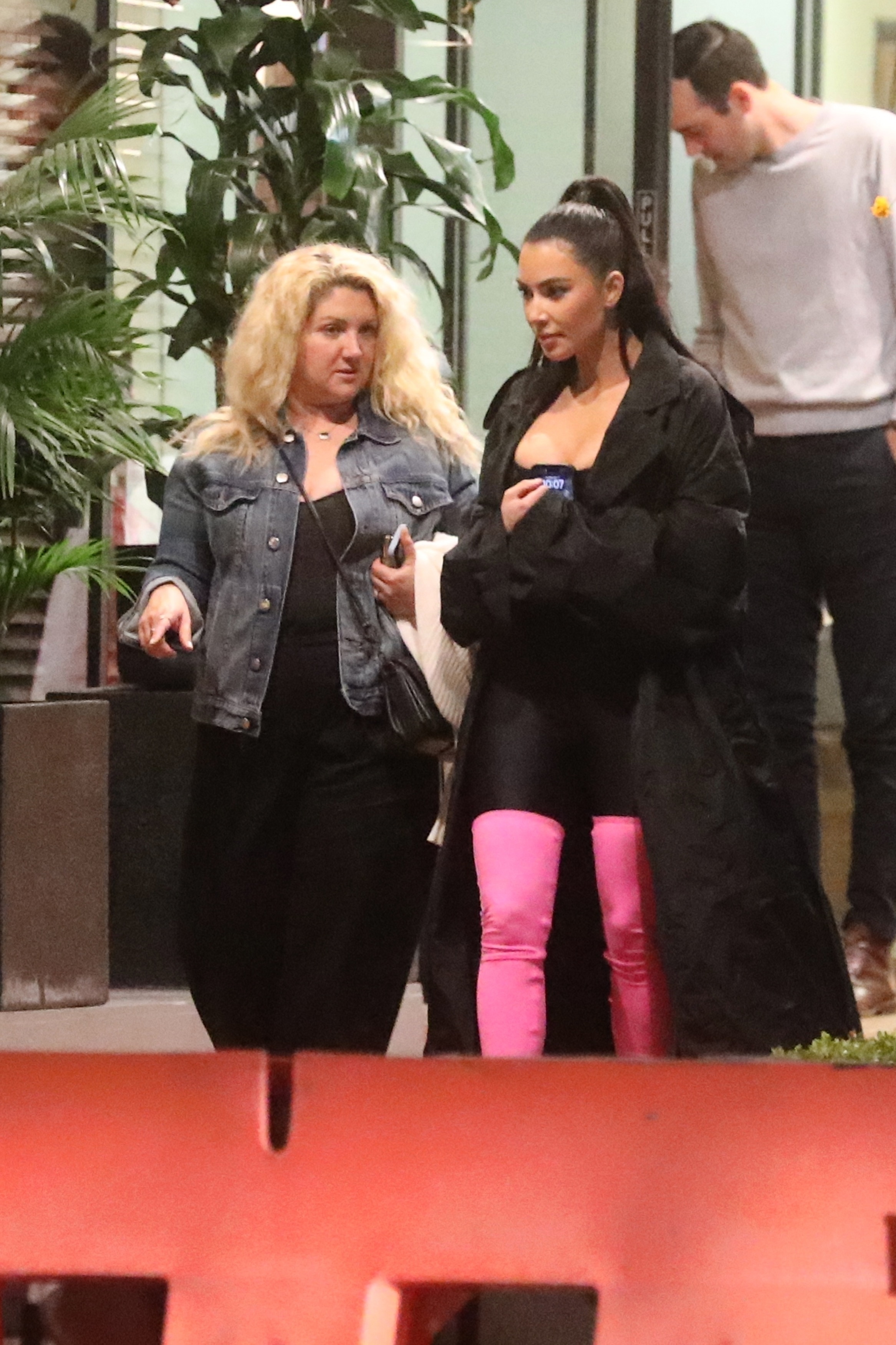 Access_Kardashian_9.jpg