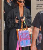 Access_Kardashian_35.jpg