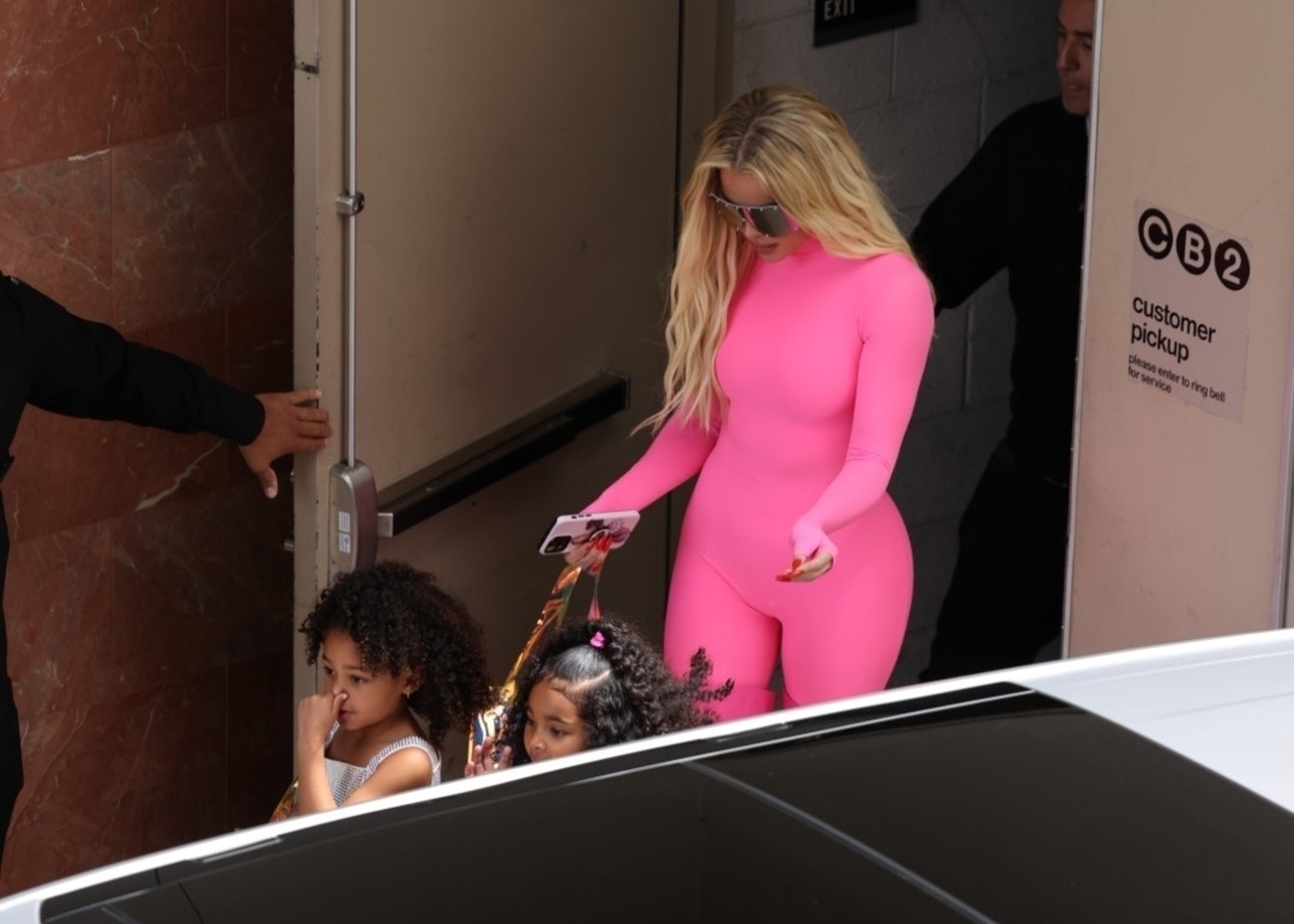 Access_Kardashian_6.jpg