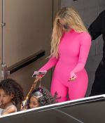 Access_Kardashian_10.jpg