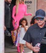 Filename=Access_Kardashian_21.jpg
Filesize=2133KiB
Dimensions=2337x3500
Date added=25.06.25 Access_Kardashian_21.jpg