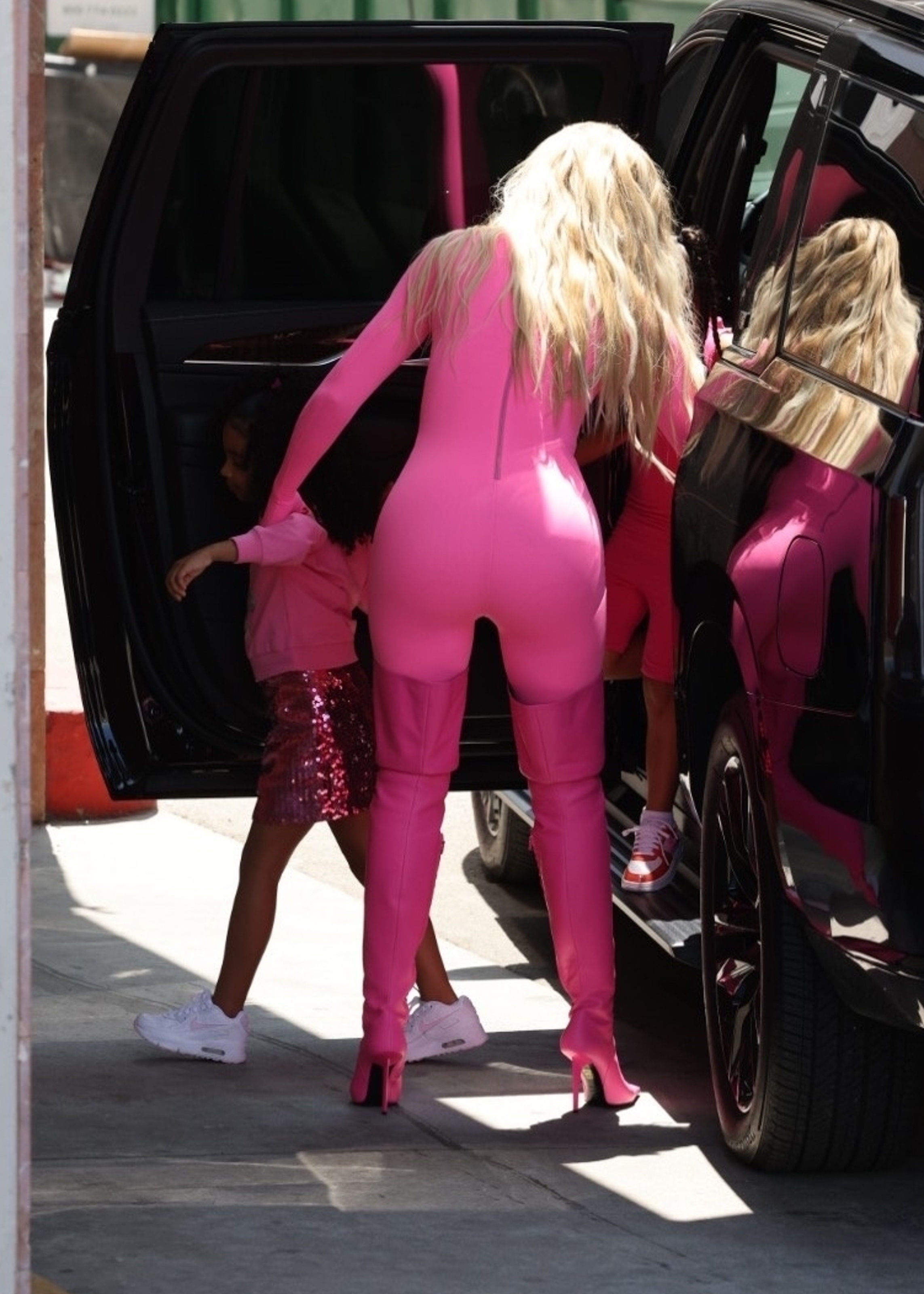 Access_Kardashian_6.jpg