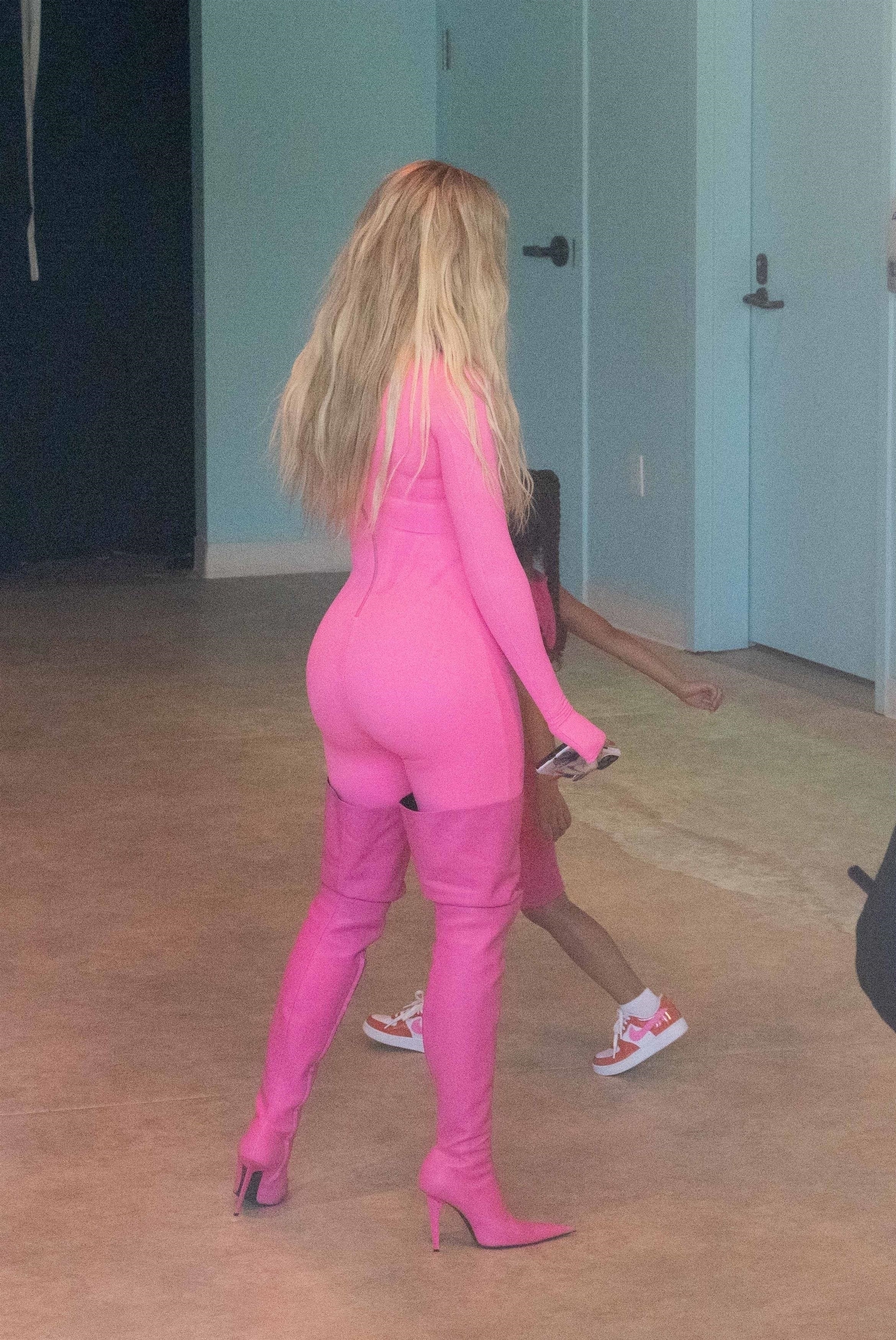 Access_Kardashian_64.jpg