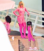 Access_Kardashian_41.jpg