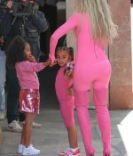 Access_Kardashian_79.jpg