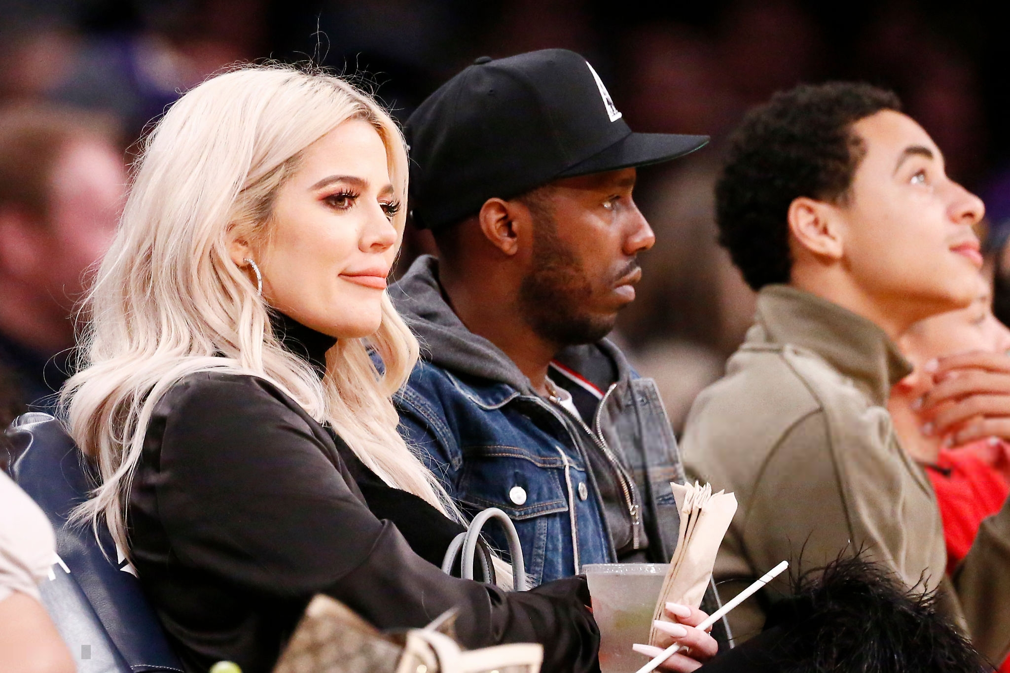 Access_Kardashian_13.png