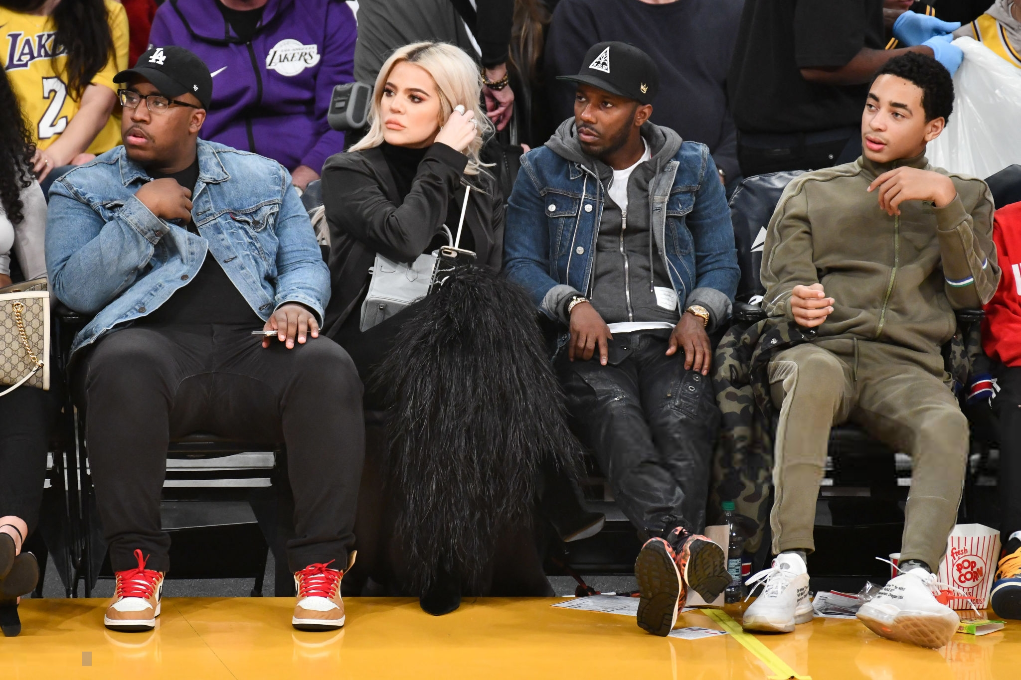 Access_Kardashian_23.png