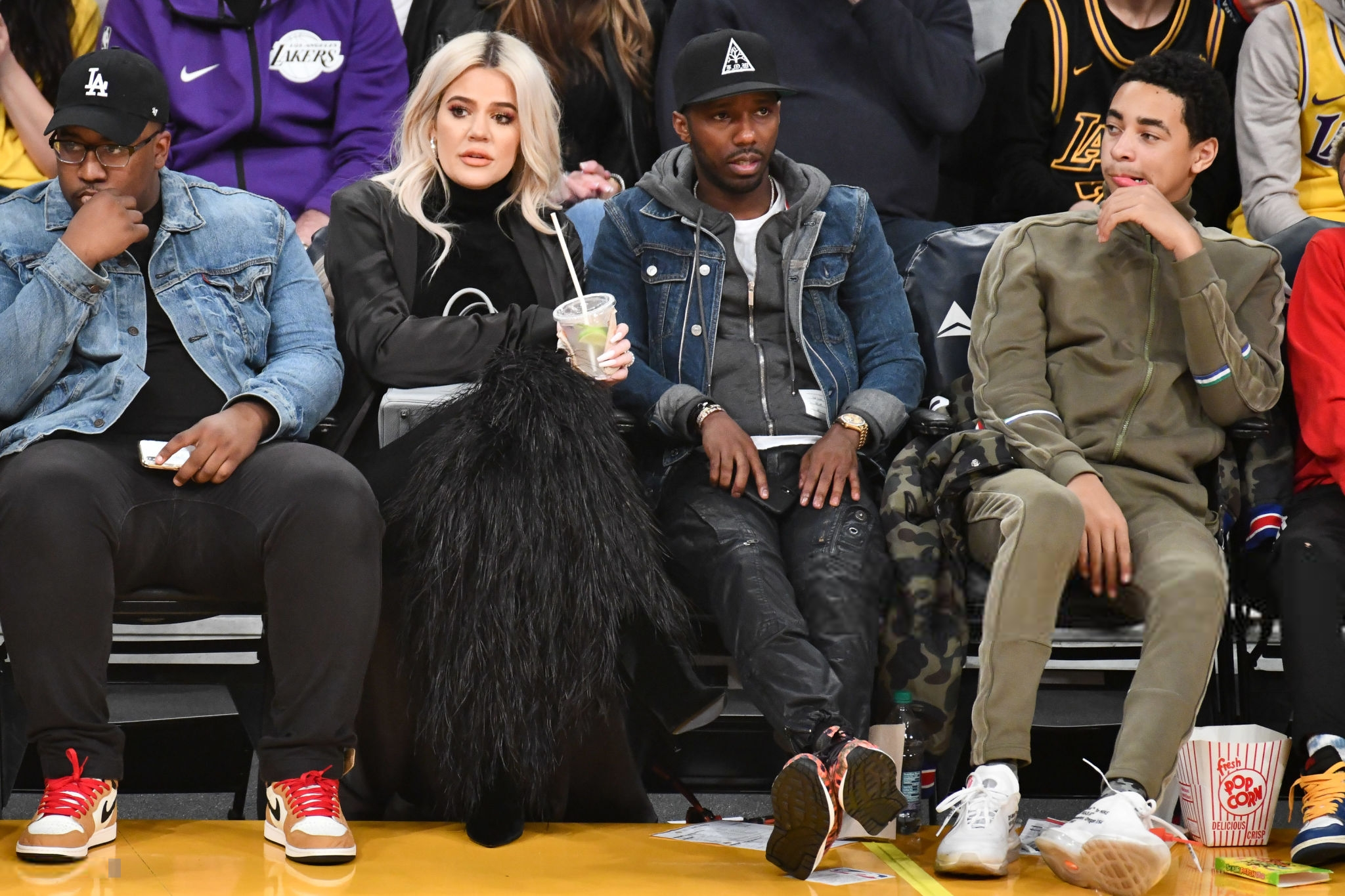 Access_Kardashian_30.png
