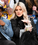 Access_Kardashian_14.png