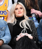Access_Kardashian_18.png