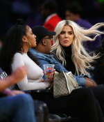 Access_Kardashian_7.png