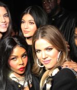 Access_Kardashian_5.jpg