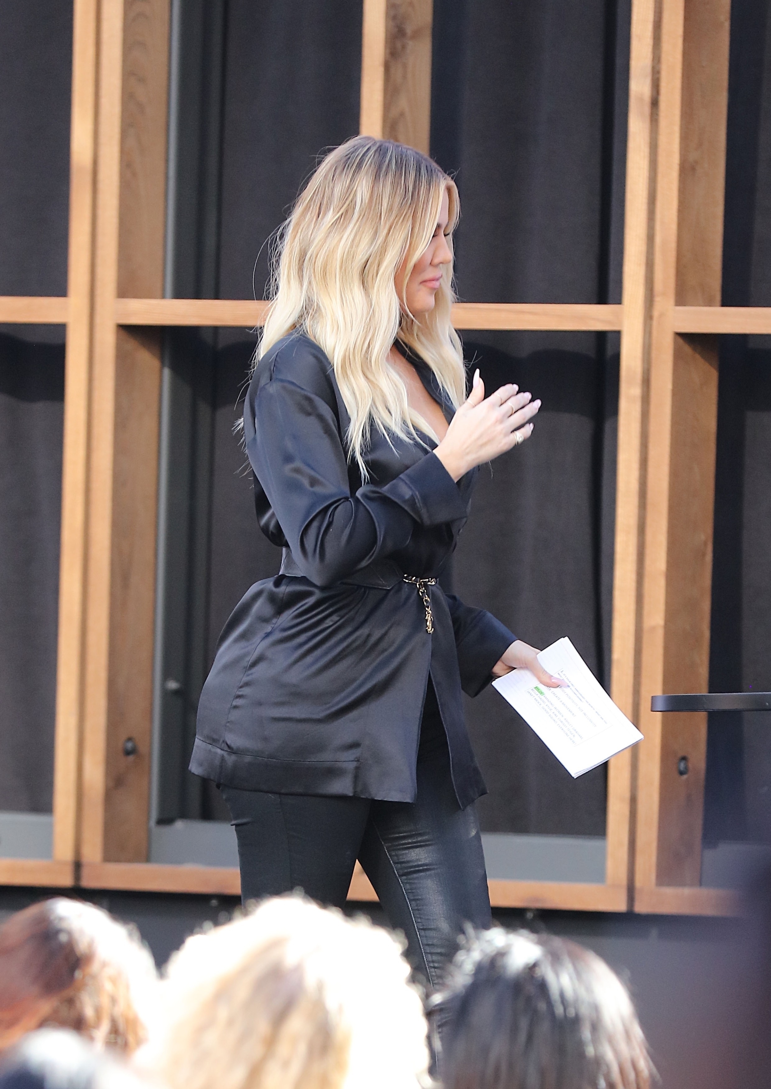 Access_Kardashian_4.jpg