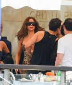 Access_Kardashian_22.jpg