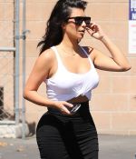 Access_Kardashian_36.jpg