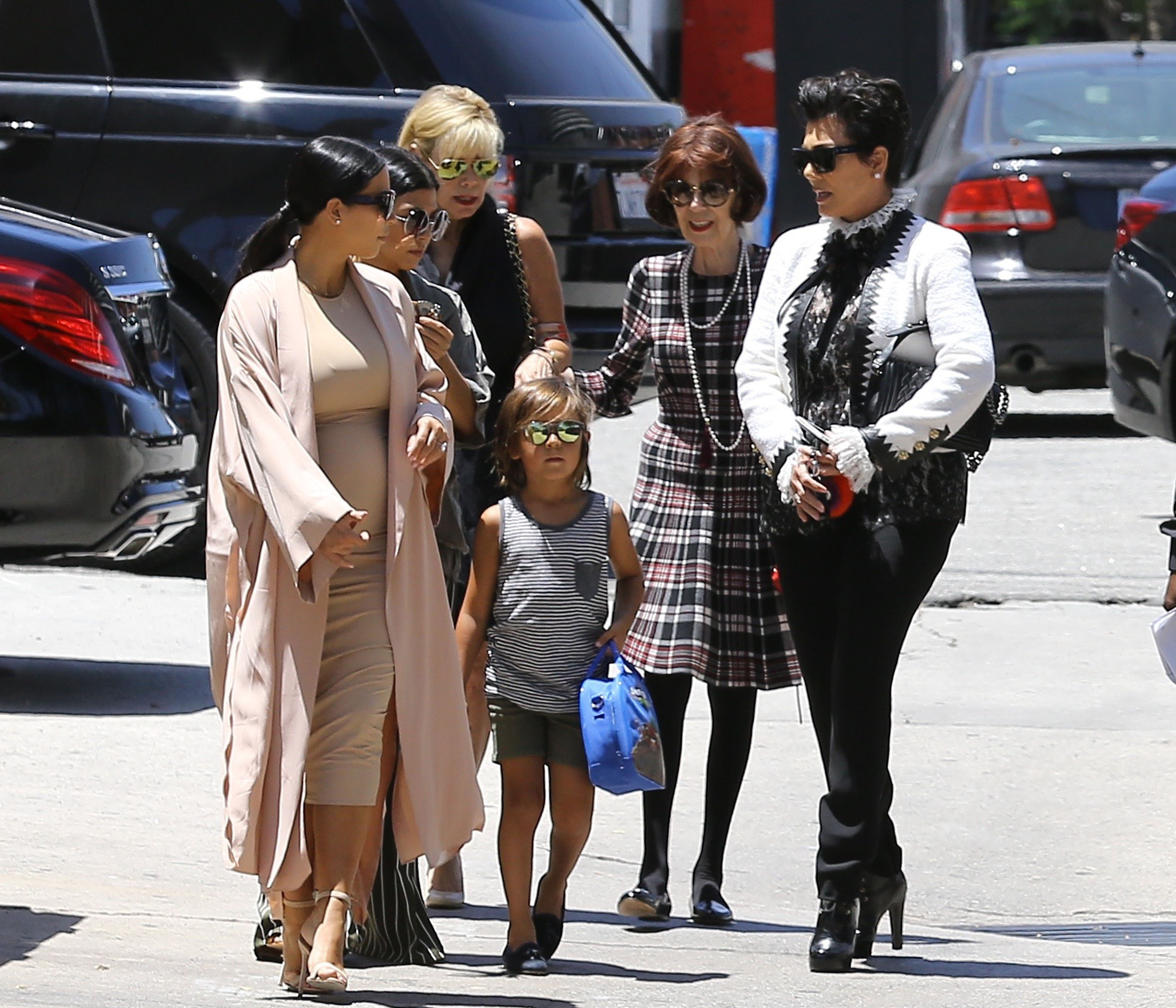 Access_Kardashian_24.jpg
