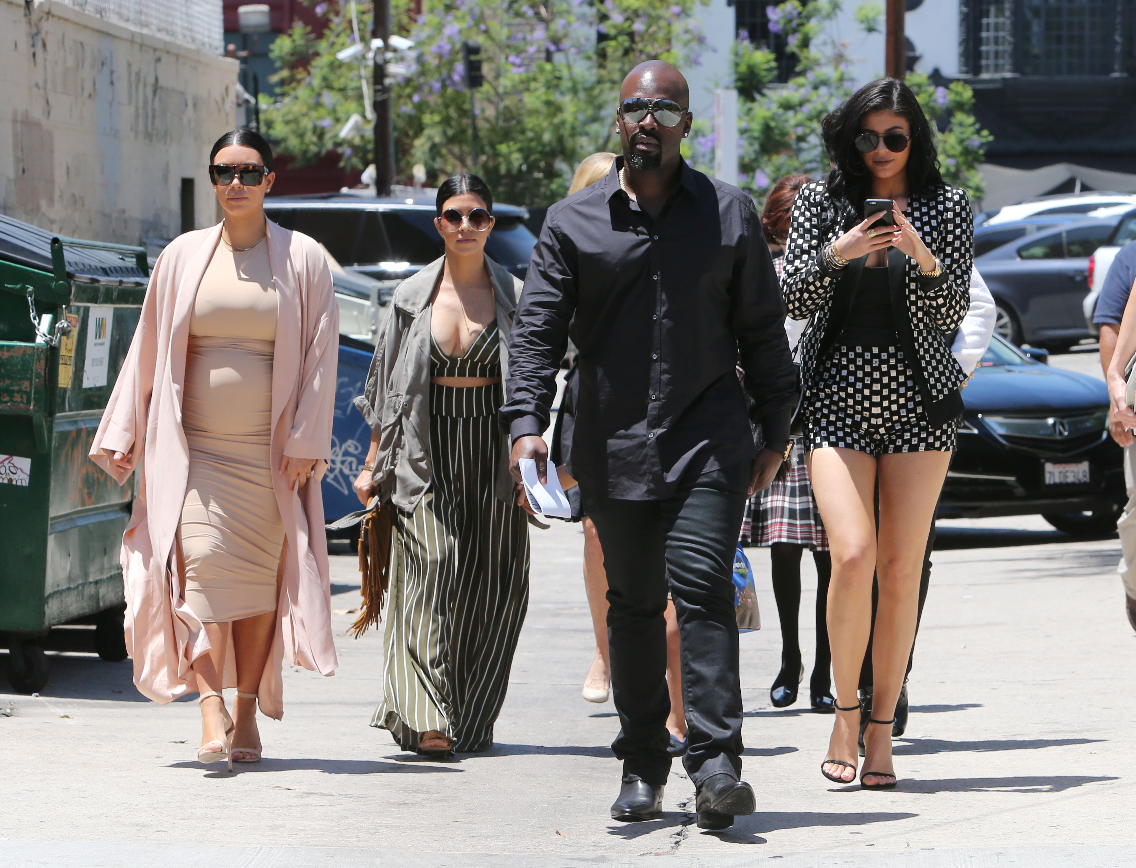 Access_Kardashian_8.jpg