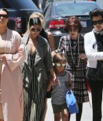 Access_Kardashian_2.jpg