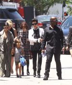 Access_Kardashian_34.jpg