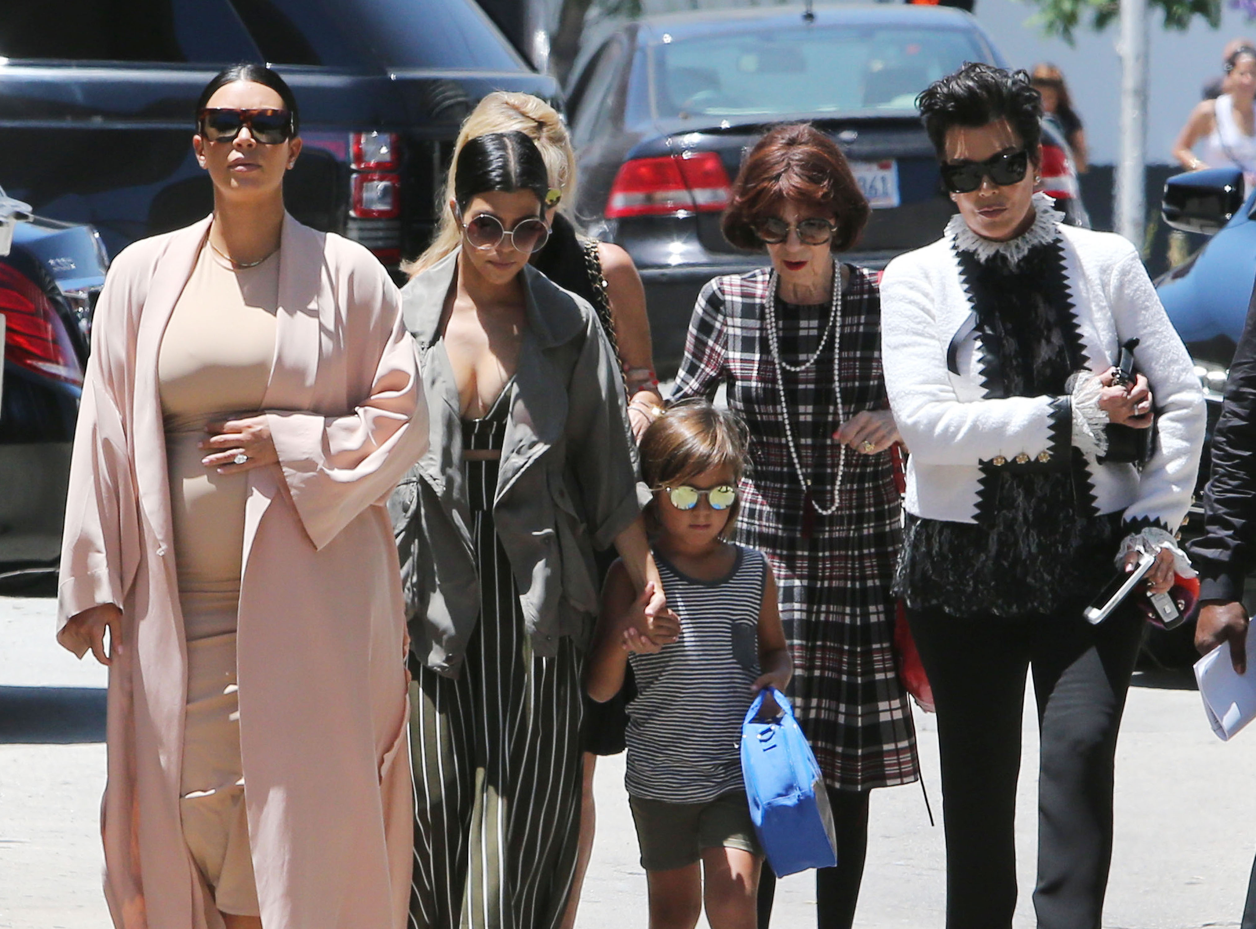 Access_Kardashian_2.jpg