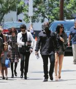 Access_Kardashian_1.jpg