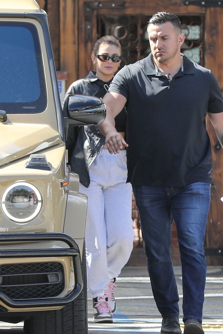 Access_Kardashian_001.jpg