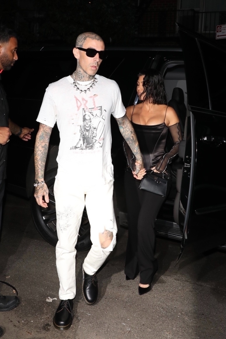 Access_Kardashian_12.jpg