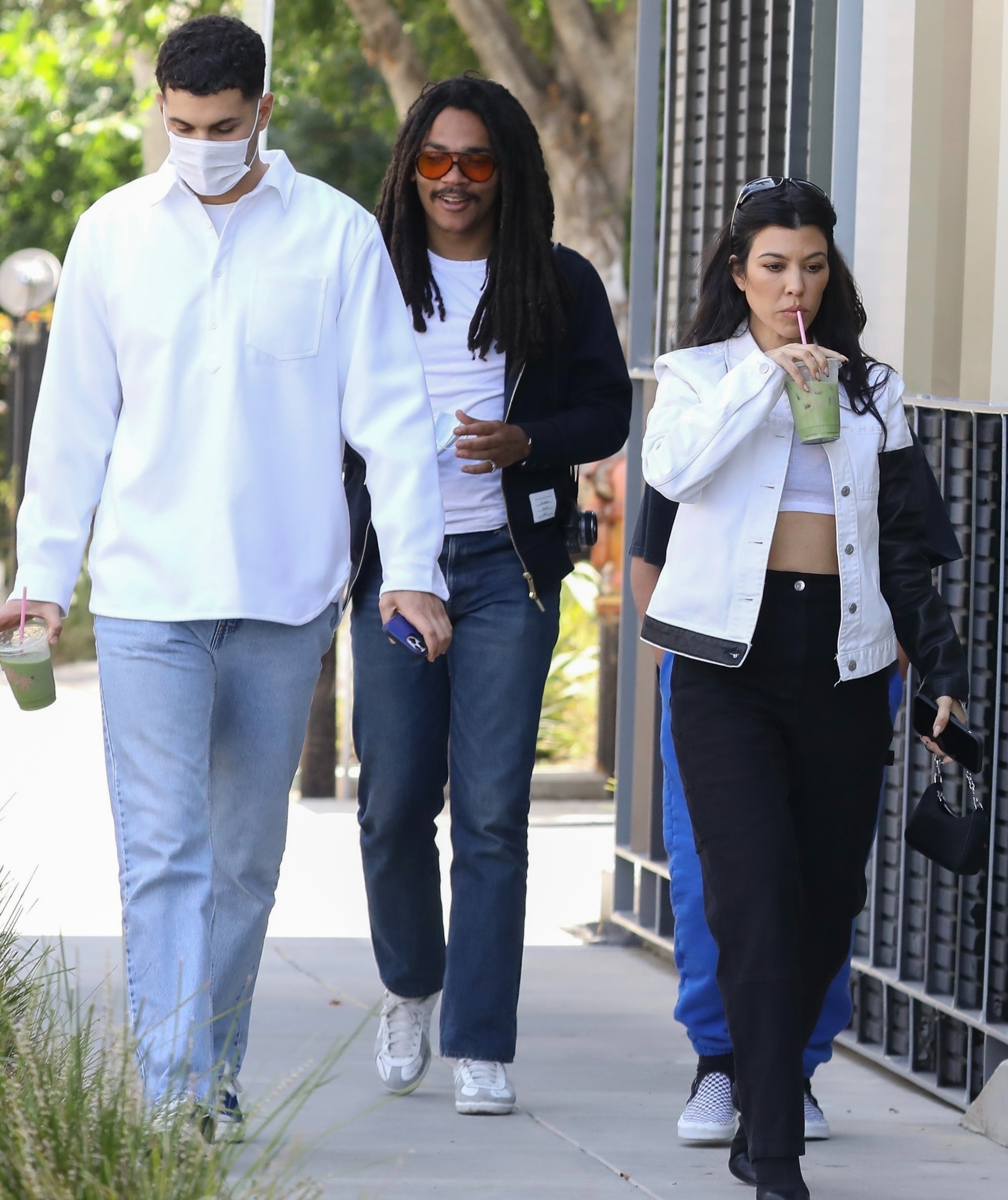 Access_Kardashian_7.jpg